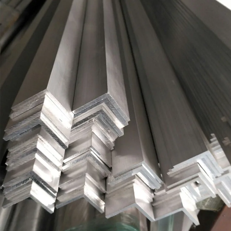 Ciri-ciri aluminium Sudut.